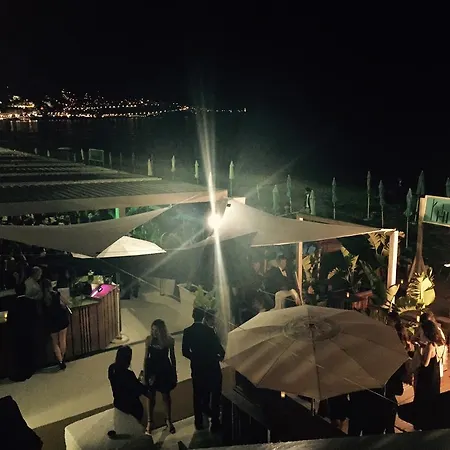 Spity Otel Nice